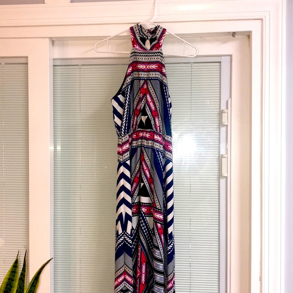Xtaren dresses